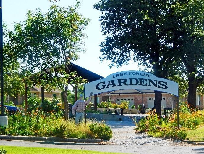 Good Samaritan Society Lake Forest Village | Senior Living Community ...